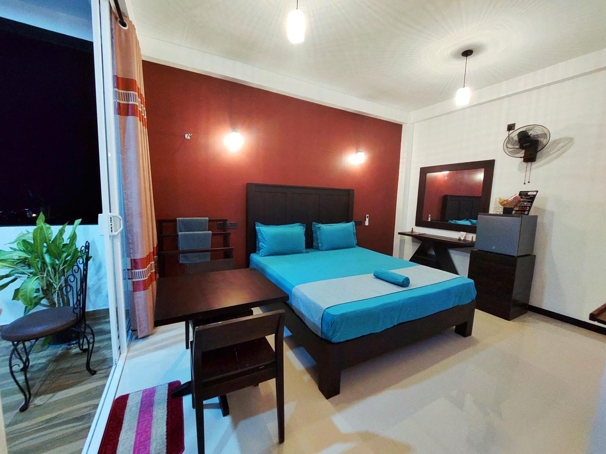 Chen Villa - Near Airport Негомбо Екстер'єр фото